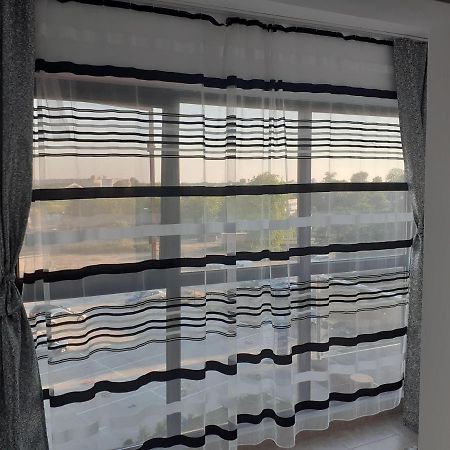 Luxury Beta Apartment Mangalia Bagian luar foto